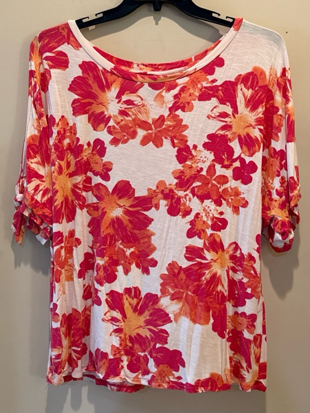 Ellen Tracy Short-Sleeve Floral Tee in Pink and Orange